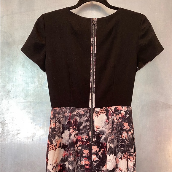 Club Monaco Floral Dress Sz 2 - Picture 6 of 8